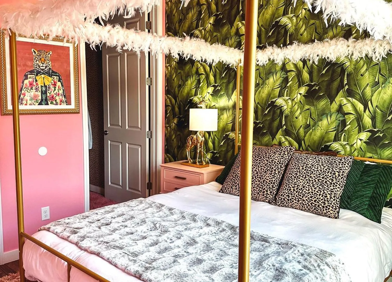 Dreaming With Dolly - Luxe Stay Near Broadway Nashville